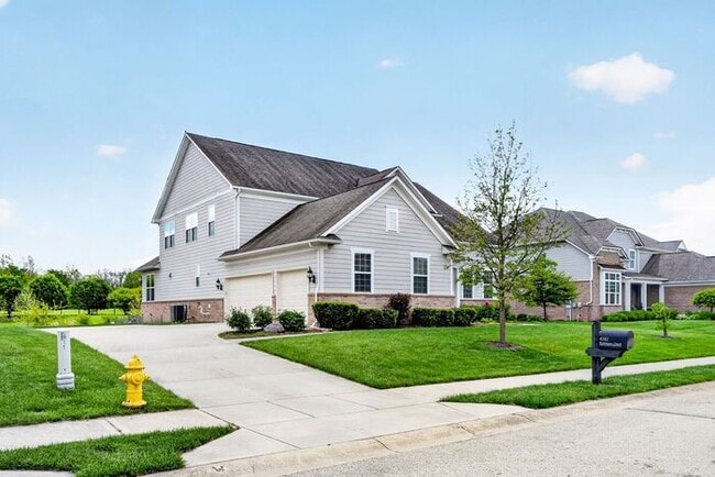 Photo - Modern Luxury with Waterfront Views in West Carmel