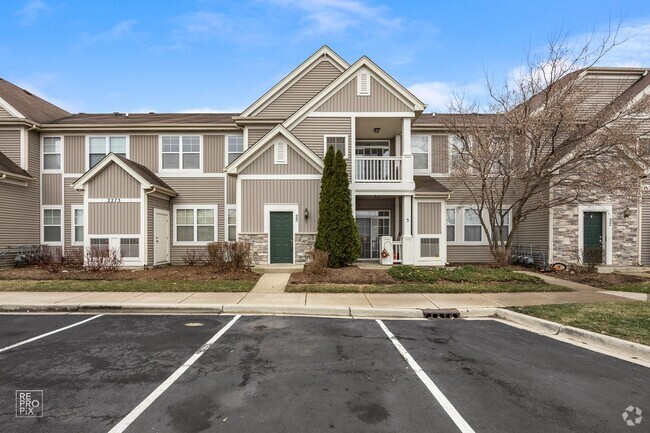 Building Photo - Cambridge Lakes Second Floor Condo