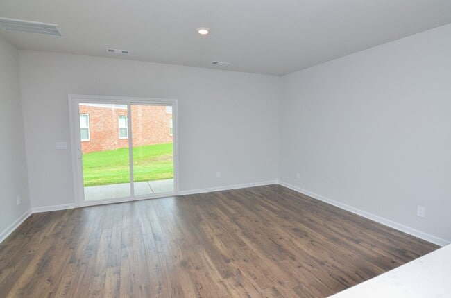 Photo - 1017 Keyes Pl