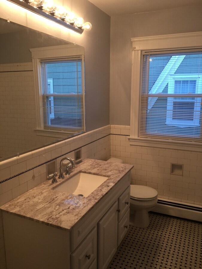 Photo - 116-118 Jastram St Unidad 118 Jastram