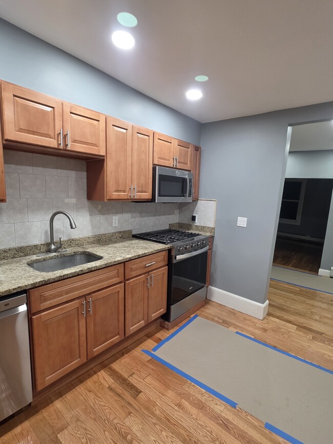 Photo - 18 Mascot St