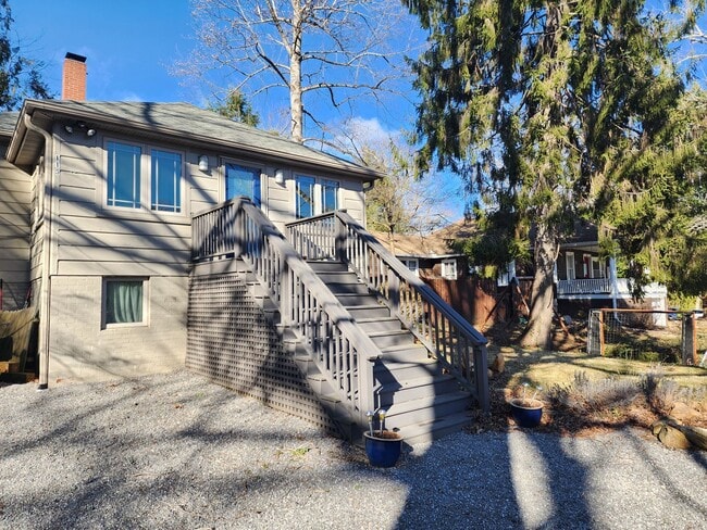 Photo - Wonderful Location! Black Mountain Rental