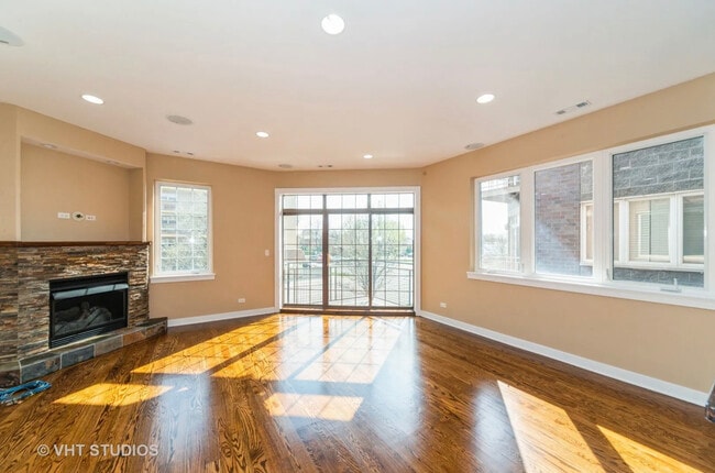 Photo - 7932 W Grand Ave Unit 2W