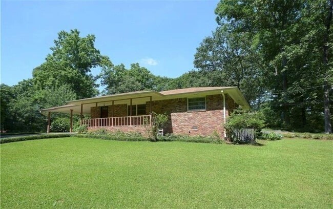 Building Photo - 1648 Hammond Woods Cir SW