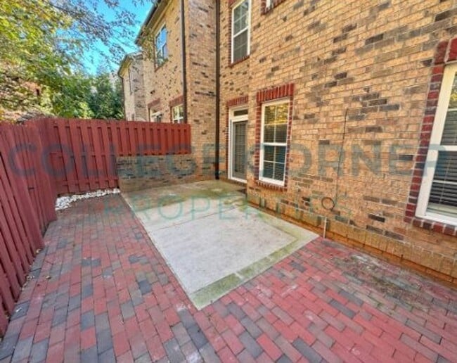 Photo - 4964 Wyngate Village Dr