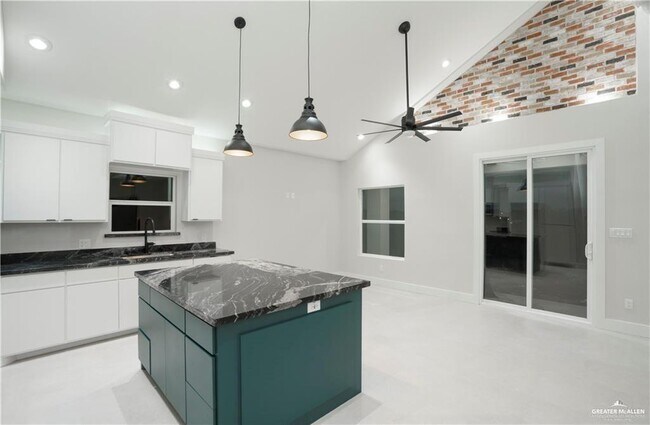 Photo - 16 Garman St