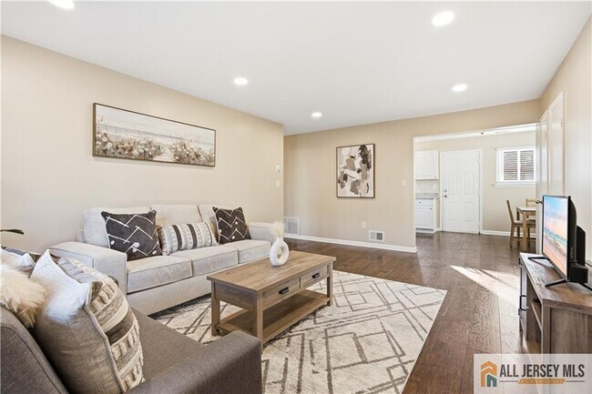 609 N Oaks Blvd
