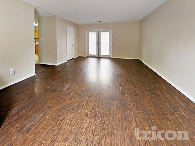 Photo - 3326 Newbury Rd