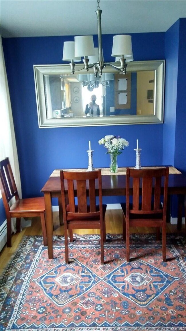 Photo - 110 S Broadway