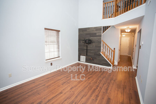 Photo - 51 Meadow Ct Townhome