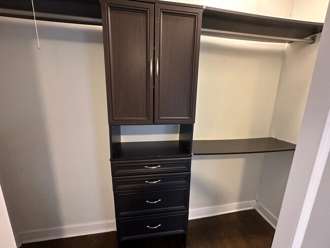 Photo - 1926 Wesley Ave Unit Apt 2