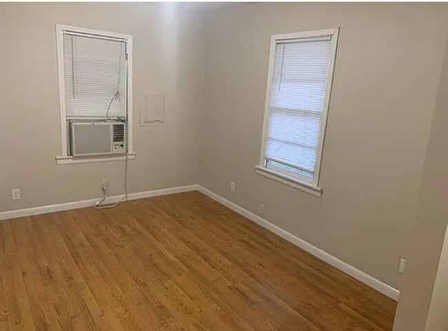 Building Photo - 912 Avenue M Rental