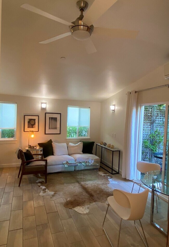 Adeline - Adeline Apartment Unit 42 B Adeline