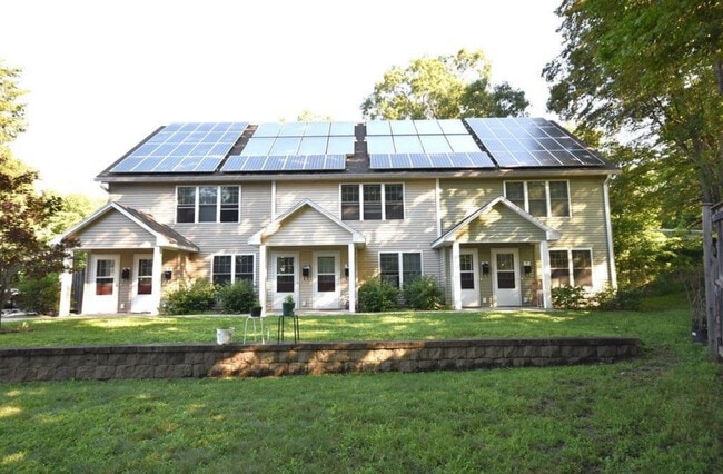 Photo - 15 High St Unidad E