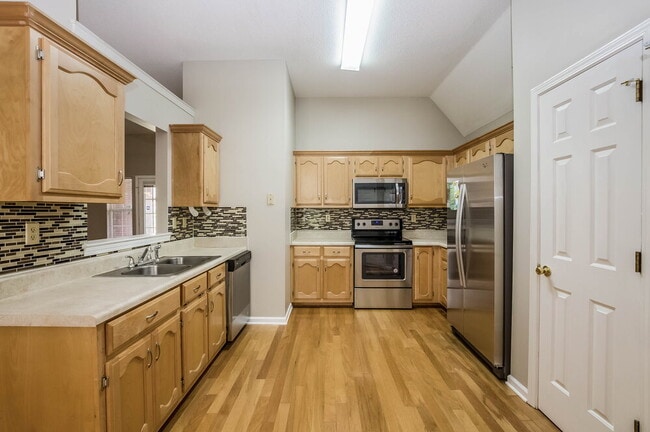 Photo - 8180 Cross Point Dr