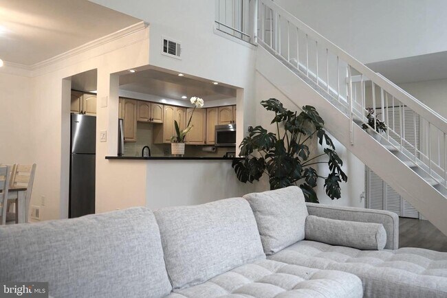 Photo - 129 Willow Pl Townhome