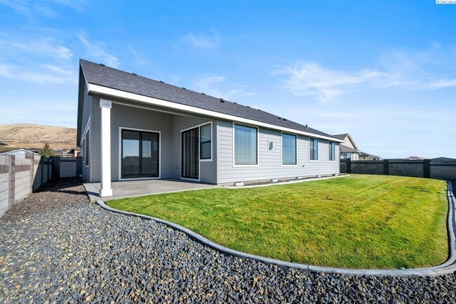 Photo - Generational suite w/separate entrance!