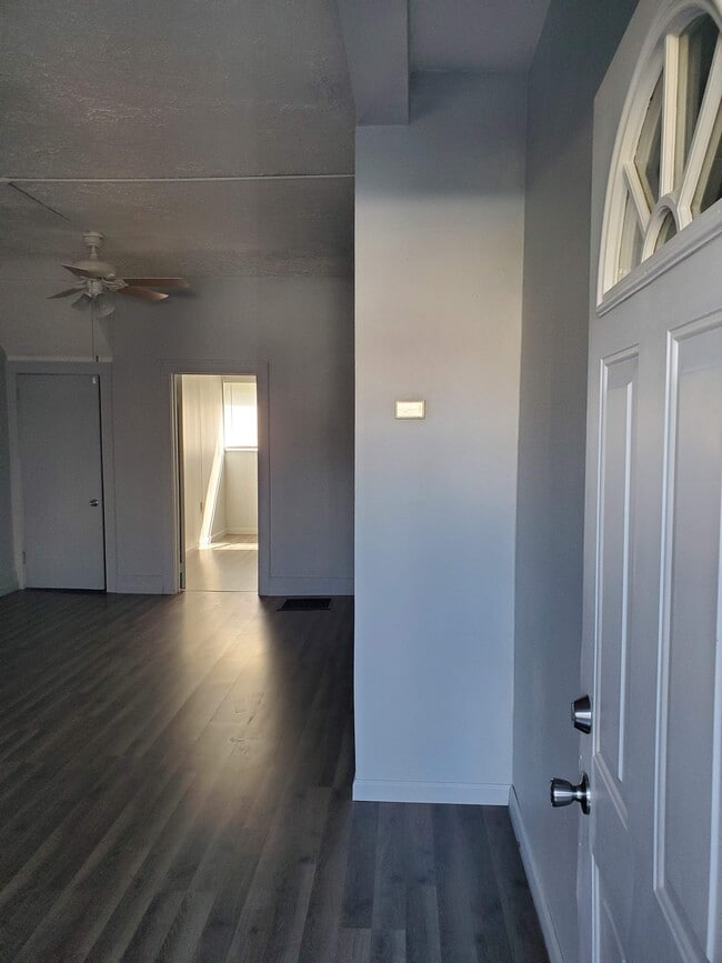 Photo - 1826 Ford Ave Unit B