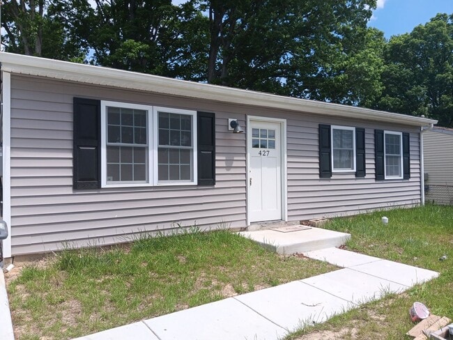 Renovated 3 Bed 2 Bath Single-Family Home ... - Renovated 3 Bed 2 Bath Single-Family Home ...