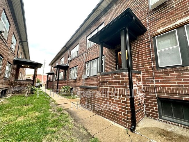 Photo - 120 N 6th St