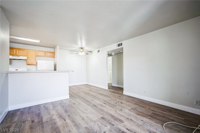 Photo - 2978 Juniper Hills Blvd Unit 204