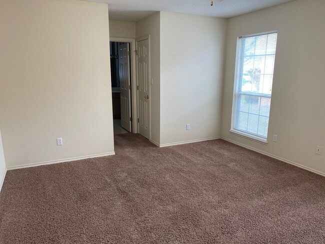 Photo - 6206 Summerhill Pl