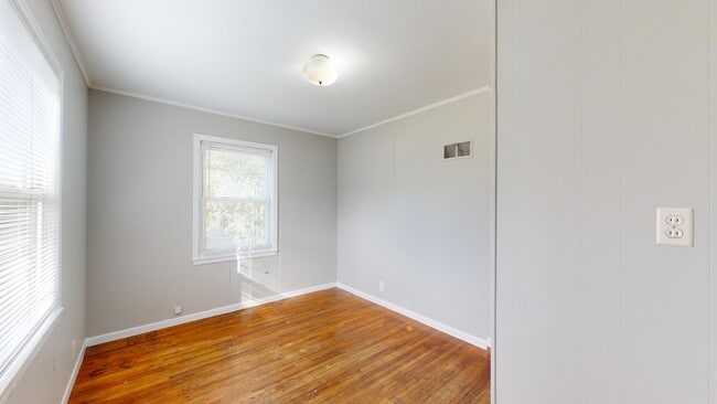 3121 Lincoln Way
