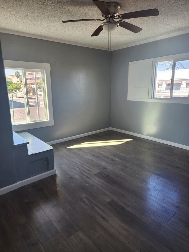 Photo - 625 National City Blvd Unit B