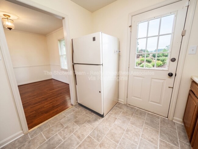 Photo - 479 Bramblewood Ln