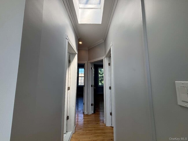 Building Photo - 33-12 24th Ave Unit 2 Rental