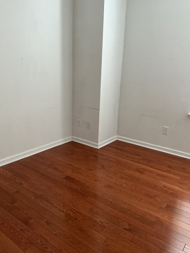 Building Photo - 1822 W Norris St Unit # 2