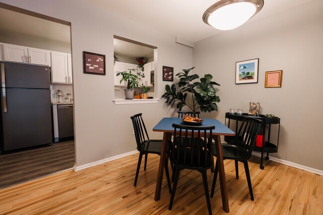 Photo - Whiton Hills