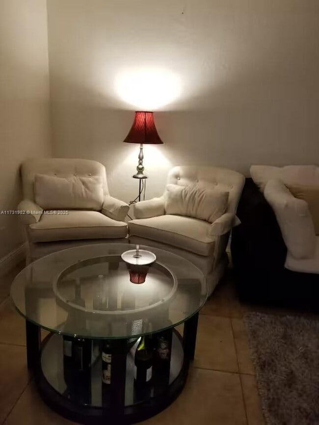 Photo - 1480 SW 6th Ave