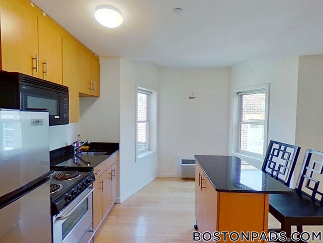 Photo - 461 Park Dr Unit 202