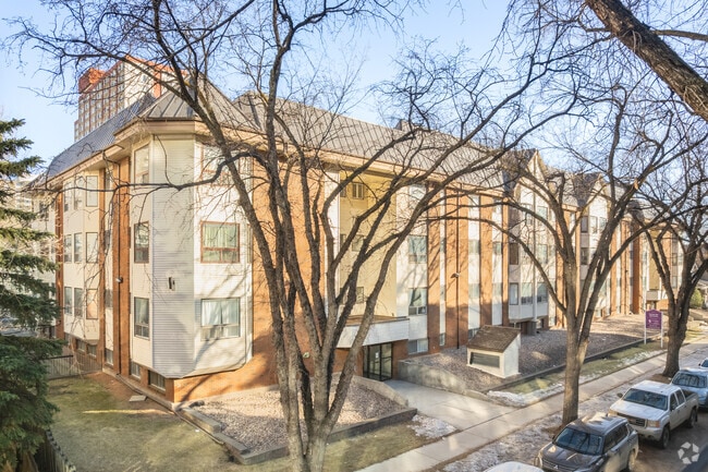 Building Photo - Garneau Bay