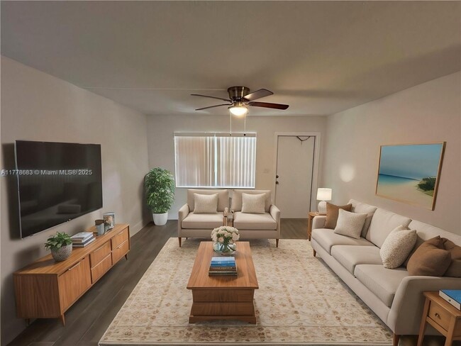 Building Photo - 17 NE 2nd Ave Unit 108 Rental