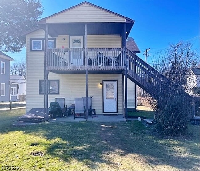 Building Photo - 100 Belvidere Ave Unit A-A Rental