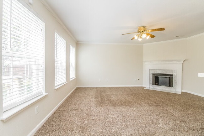 Photo - 2164 Spring Hill Cir
