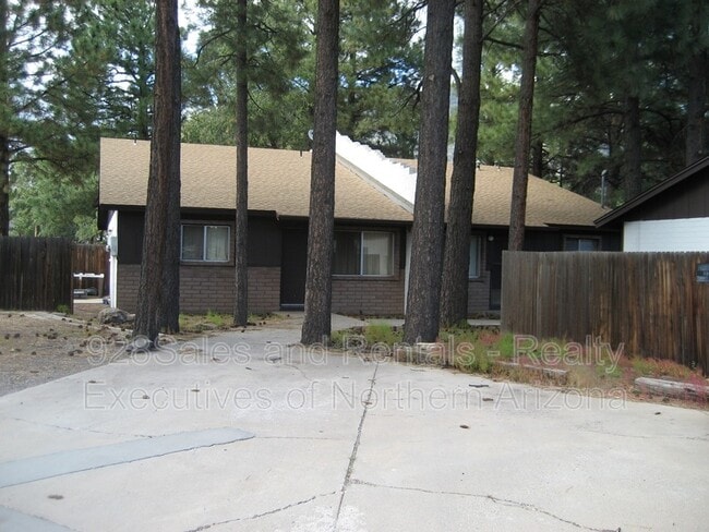 Photo - 2920 N Center St Unit #7