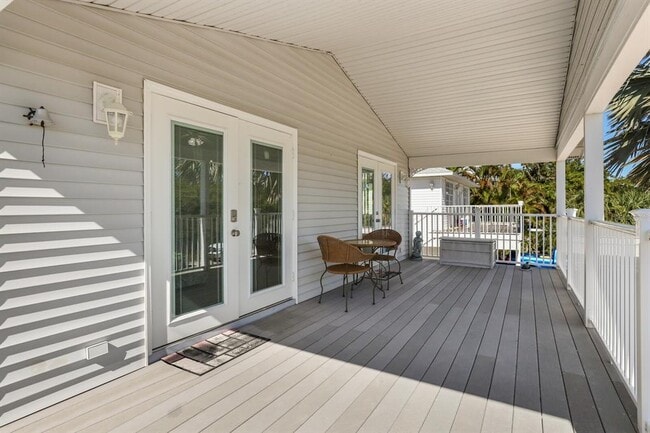 Photo - 2804 Avenue C