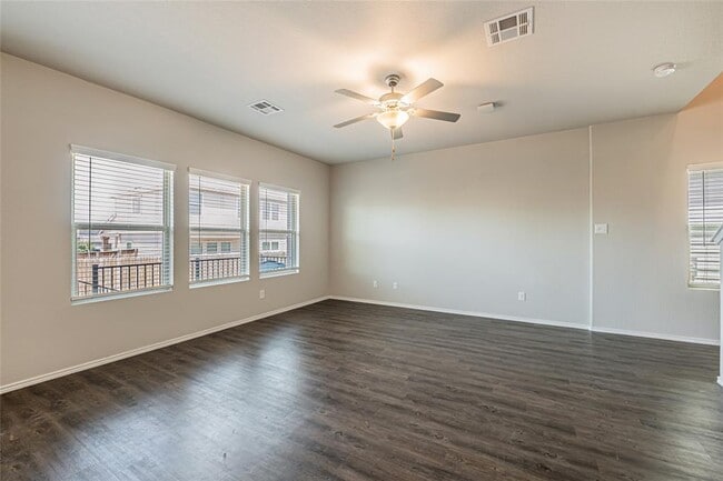 Photo - 108 Comet Dr