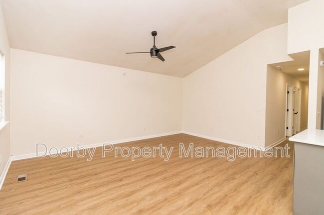 Photo - 2310 Cushman St