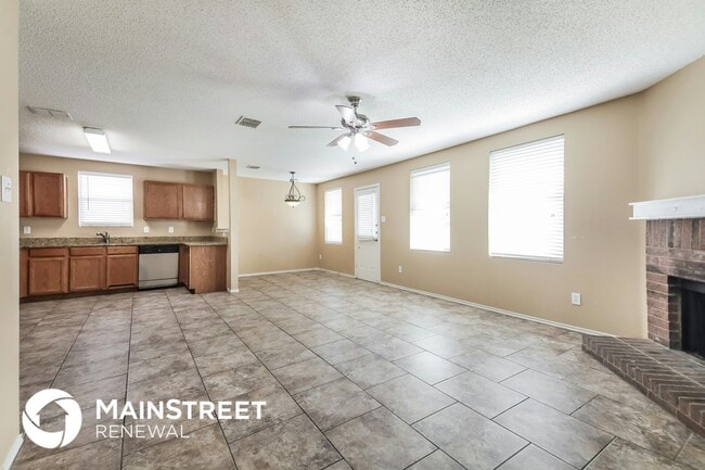 Photo - 1332 Nimitz Way