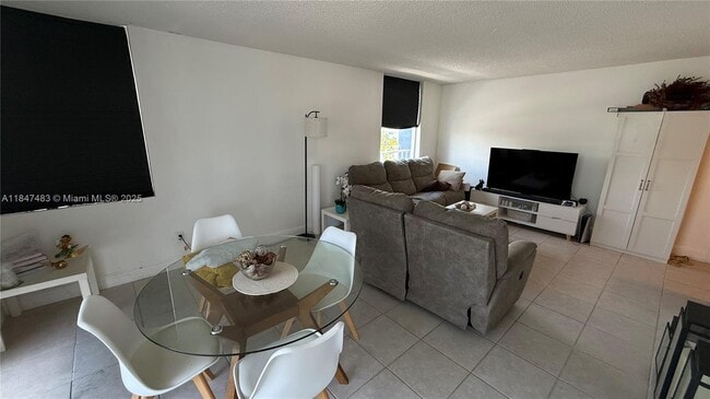 Building Photo - 16565 NE 26th Ave Unit 3G Rental