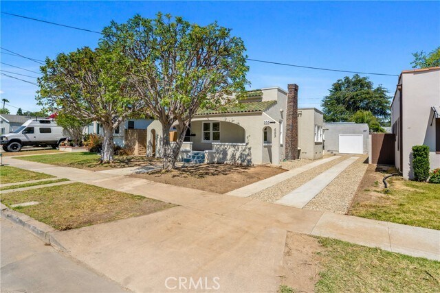 Photo - 553 N Pine St