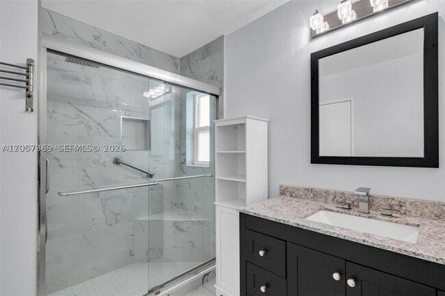 Photo - 851 SW 49th Way