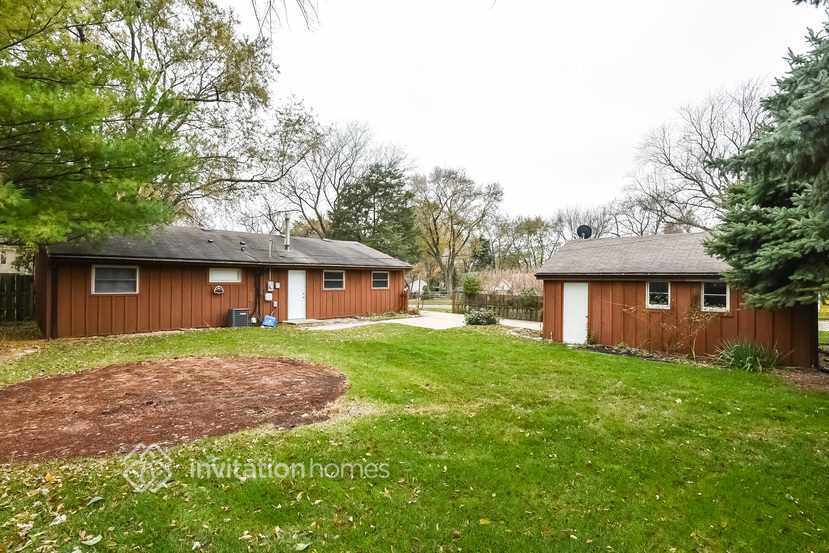 Photo - 141 Queenswood Rd