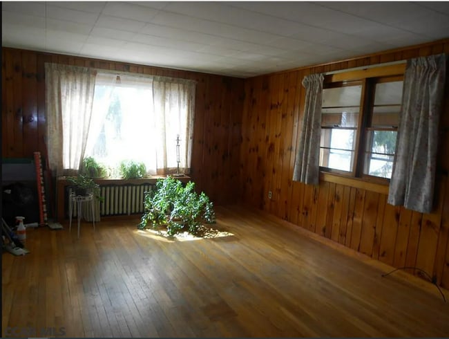 Photo - Great 3-Bedroom Home in Centre Hall