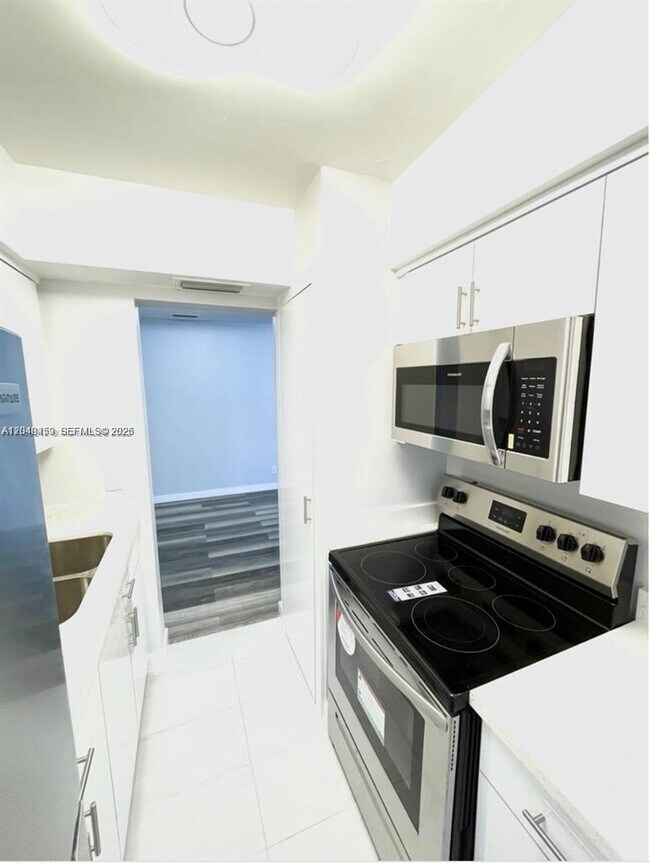 1431 S 14th Ave Unit 208