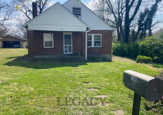 Building Photo - 1606 Sharpe Ave